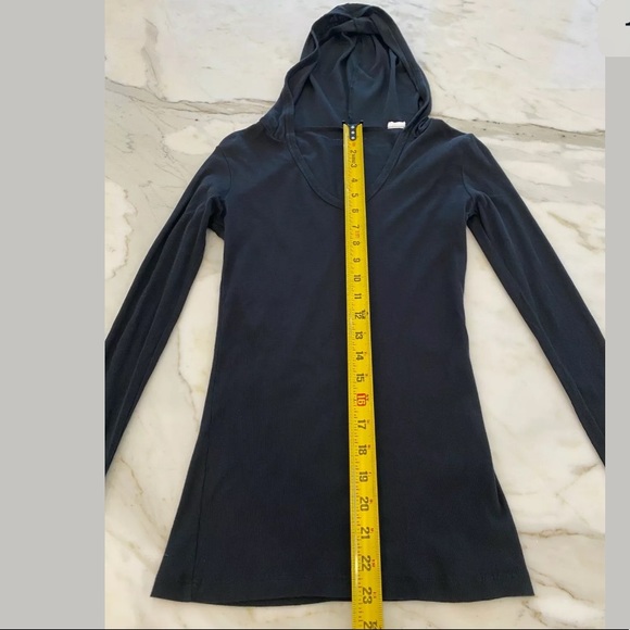 STEPHANIE B BLACK HOODIE LONG SLEEVE T-SHIRT SMALL - Picture 14 of 15